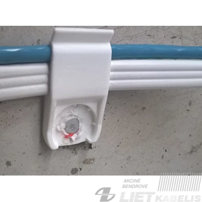 Apkaba laidams 6x17mm plokščia vienguba plastikinė TPC, CELO 1 Apkaba laidams 6x17mm plokščia vienguba plastikinė TPC, CELO 1