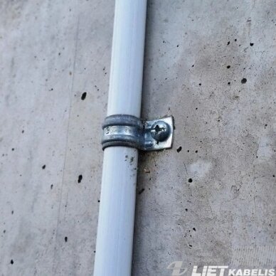 Apkaba vamzdžiams 20mm 13/16 vienguba metalinė 920F, CELO 1 Apkaba vamzdžiams 20mm 13/16 vienguba metalinė 920F, CELO 1