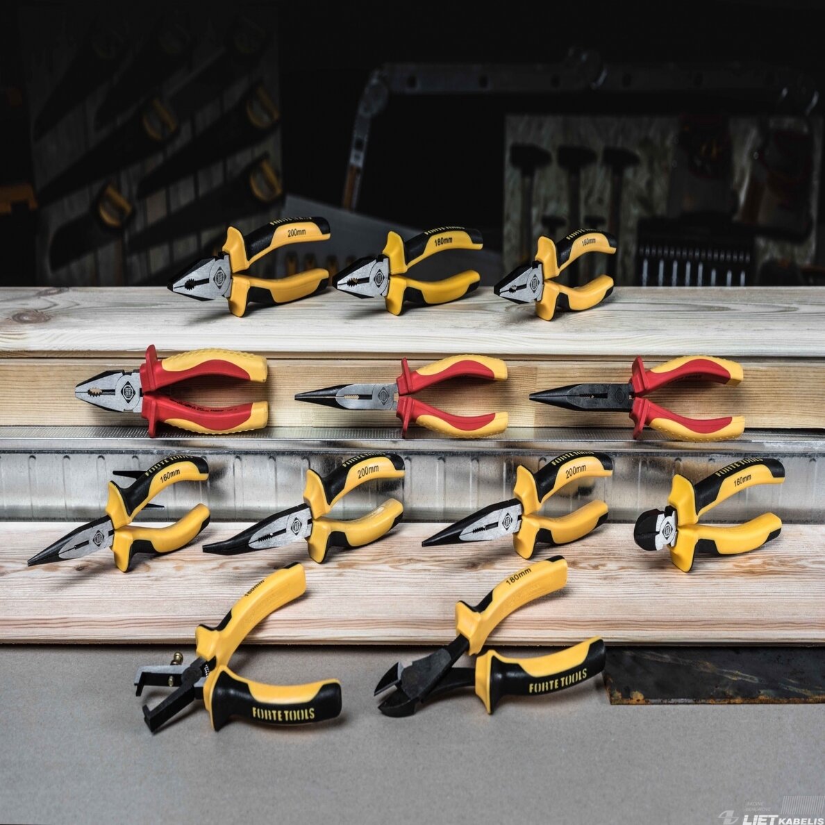 Kombinuotosios replės VDE01001-7 180mm, Forte Tools 7 Kombinuotosios replės VDE01001-7 180mm, Forte Tools 7
