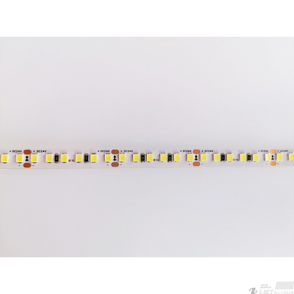 LED juosta 24V 9.6W/m nehermetiška IP20 šiltai balta 3000K 168LED/m, Samsung SMD, 120lm/W, PLUS AKTO 1