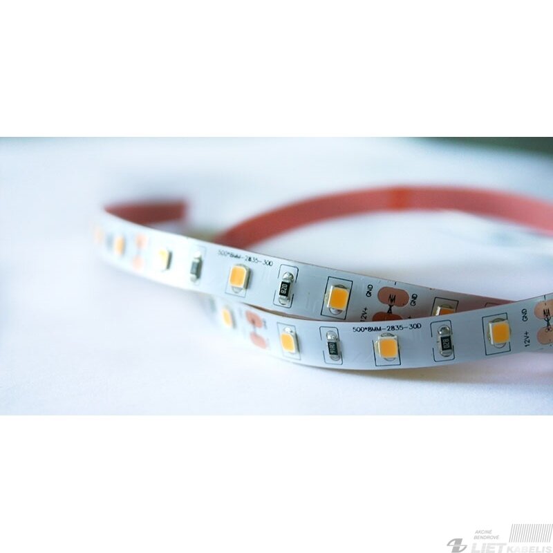 LED juosta 12V 4.8W/m nehermetiška IP20 neutraliai balta 4000K 115lm/W PLUS AKTO 1 LED juosta 12V 4.8W/m nehermetiška IP20 neutraliai balta 4000K 115lm/W PLUS AKTO 1